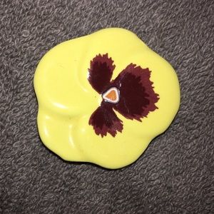 Avon Pansy Brooch